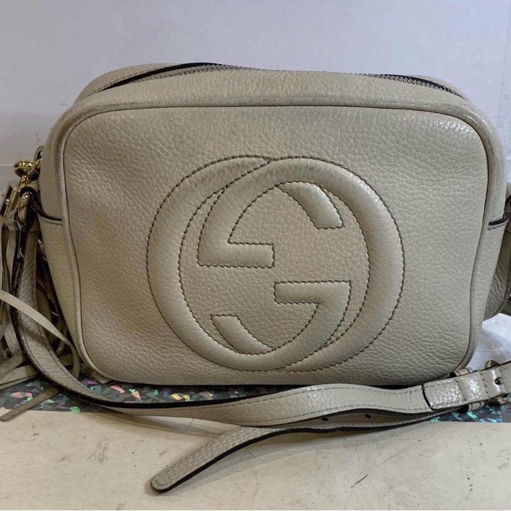 Authentic Gucci soho beige crossbody